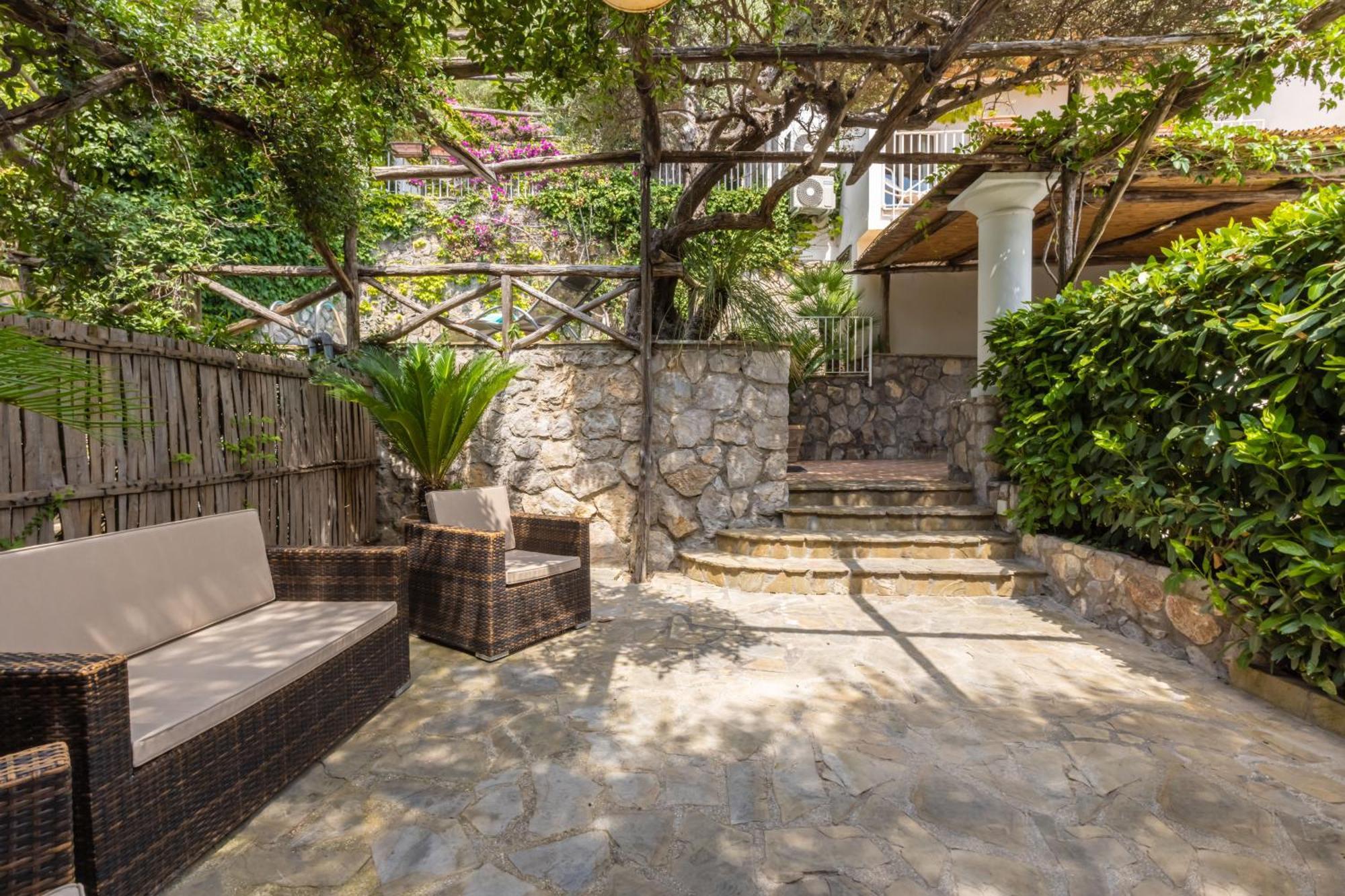 Villa Rita Apartments Massa Lubrense Luaran gambar